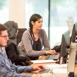 এআই কি চাকরিতে প্রজন্মগত বিভাজন বাড়িয়ে তুলছে