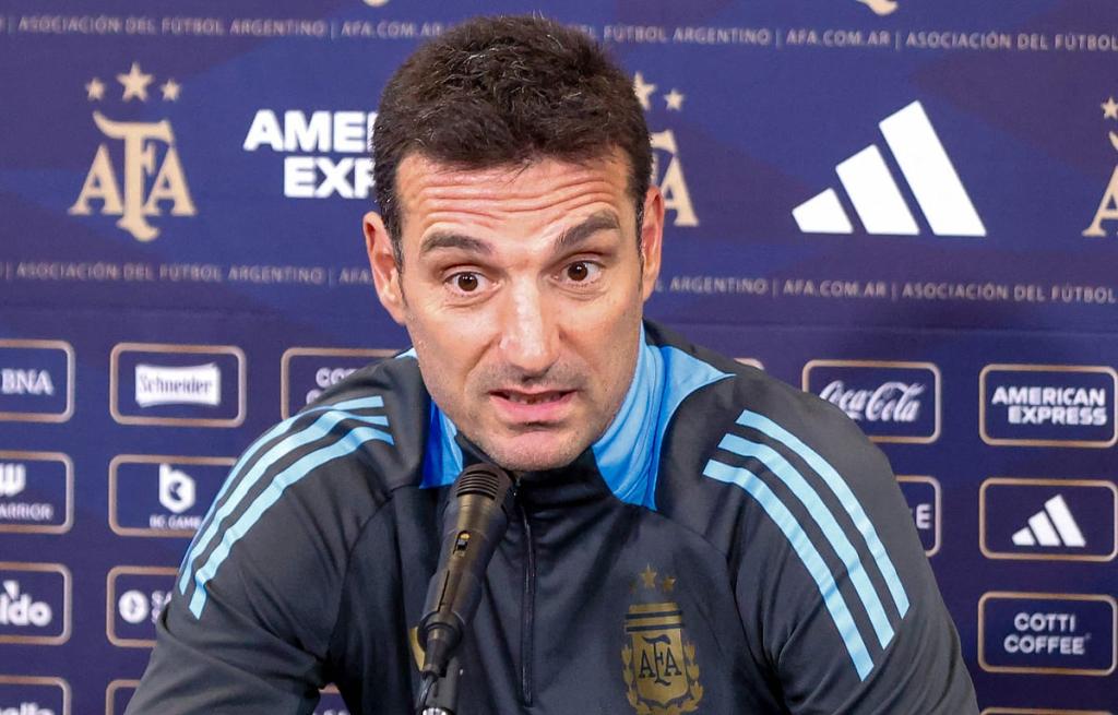 ইতালি বিশ্বকাপ খেলতে না পারায় মন খারাপ আর্জেন্টিনা কোচের