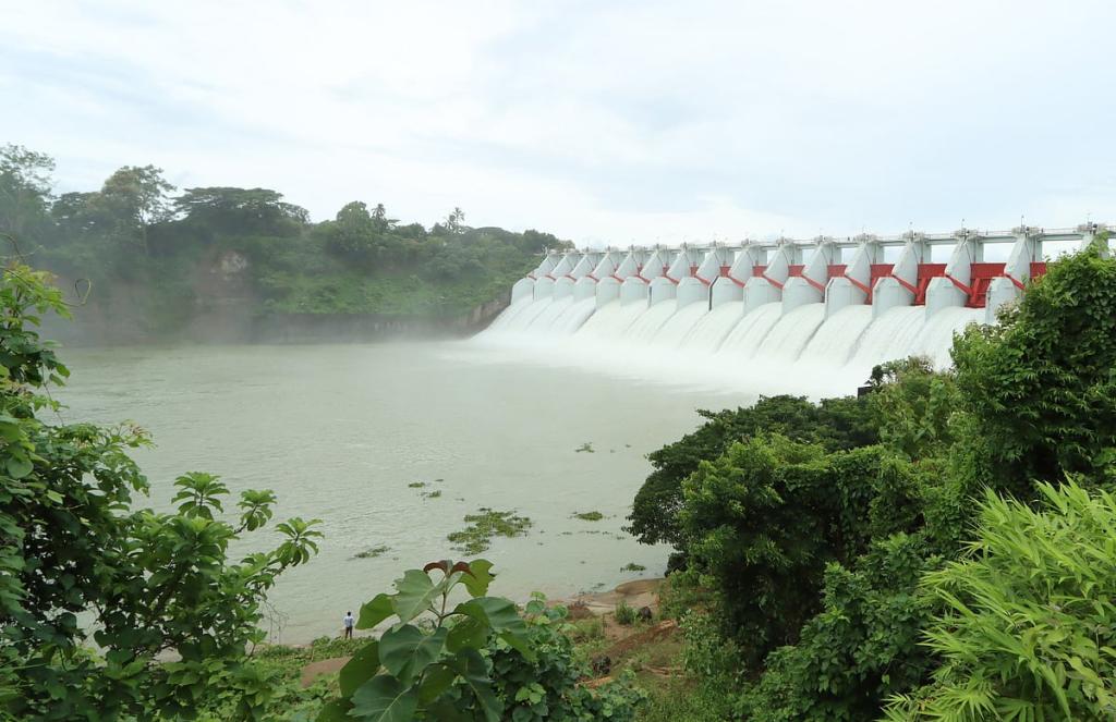 কাপ্তাই হ্রদে পানি বাড়ছে, কাল খোলা হবে বাঁধের ১৬টি গেট