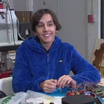 ঘরেই পরমাণু চুল্লি বানিয়ে ফেলল ১২ বছরের কিশোর