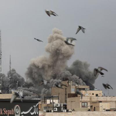 ইরানে আইআরজিসির নিয়ন্ত্রণ কেন্দ্র ধ্বংস করে দেওয়ার দাবি যুক্তরাষ্ট্রের