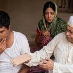 ছবির এই তিন ব্যক্তির কেউ আর বেঁচে নেই