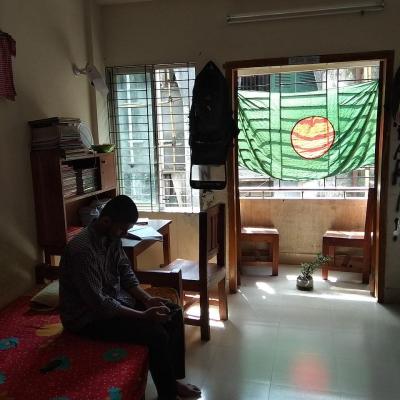 আপনারও কি ঢাকায় পা রাখার অভিজ্ঞতা একই রকম