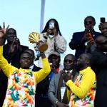 শিরোপা কেড়ে নিলেও ট্রফি প্যারেড করল সেনেগাল