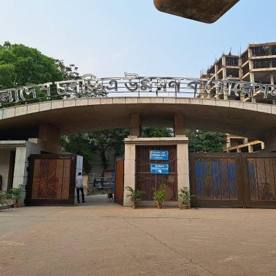 বিএফডিসি কমপ্লেক্স : প্রকল্প ৪ বছরের, ৭ বছর পেরিয়ে কাজ হয়েছে অর্ধেক