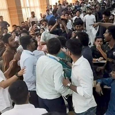 ‘ভুয়া ভুয়া’, ‘গুপ্ত, গুপ্ত’—পাল্টাপাল্টি স্লোগানে যবিপ্রবিতে উত্তেজনা