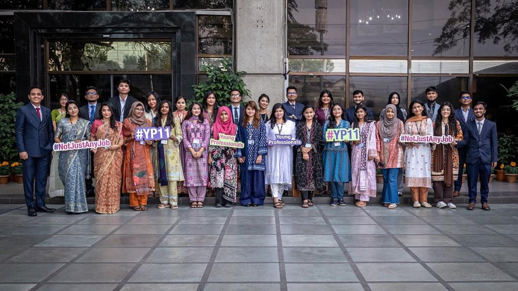 অভিজ্ঞতা ছাড়াই চাকরি দেয় এই ১১ প্রতিষ্ঠান, বেতন ৫০ হাজারের বেশি