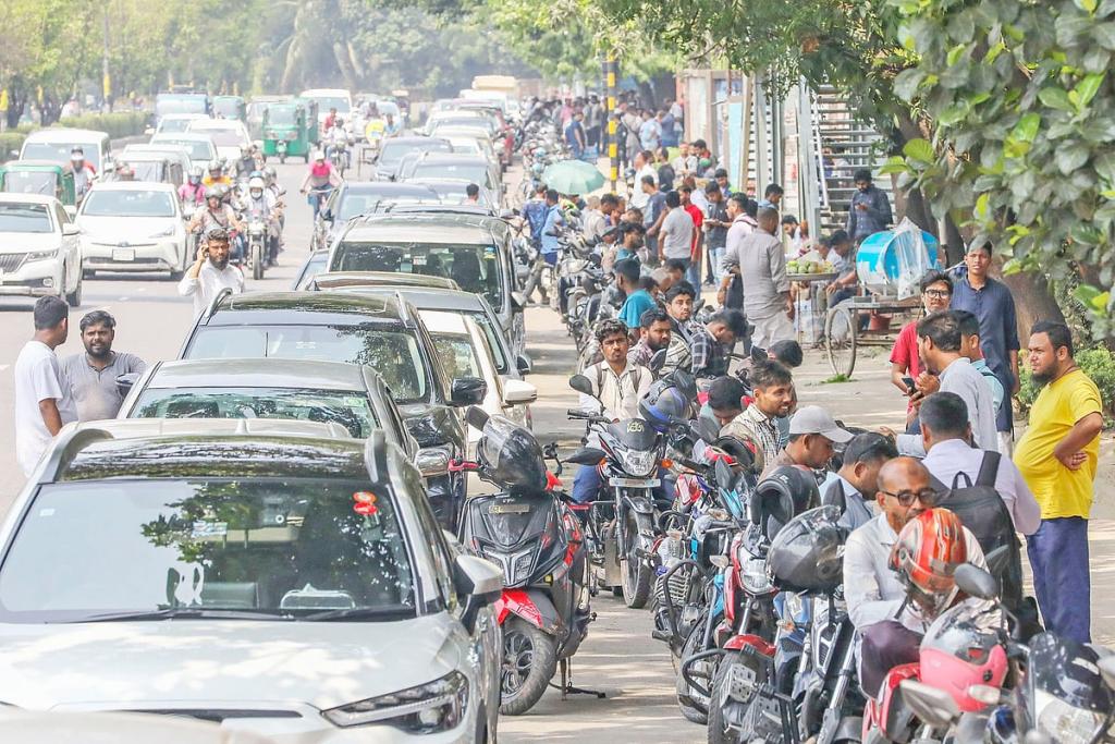 বিদ্যুতের দাম বাড়বে না, কিন্তু ভর্তুকি কমবে—উপায় কী