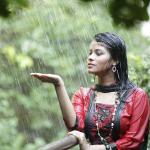 বছরের শুরুর দিকের বৃষ্টিতে ভিজলে কি অসুখ হতে পারে, বিজ্ঞান কী বলে