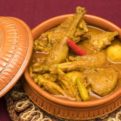 বাটা মসলায় দেশি মুরগির স্বাদ, রেসিপি জানুন