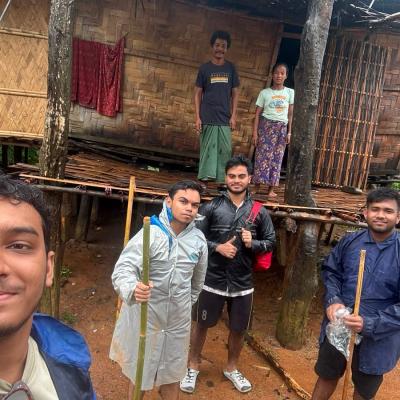 ঝরনা দেখতে এসে বৃষ্টিতে দুর্গম পাহাড়ে আটকা, চার বন্ধুর রুদ্ধশ্বাস ৯ দিন