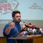 গণতান্ত্রিক প্রতিবাদকে ‘হঠকারিতা’ বলার মধ্য দিয়ে গ্রেপ্তার-মামলার ন্যারেটিভ তৈরি করা হচ্ছে: নাহিদ ইসলাম