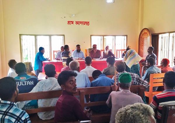 মঙ্গলবার এলেই বসে গ্রাম আদালত, ছোটখাটো বিরোধ বড় হওয়ার আগেই মীমাংসা