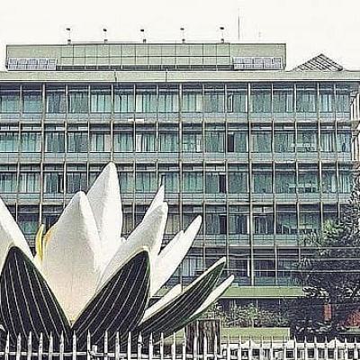 দুর্গাপূজার ছুটিতে টানা ৫ দিন ব্যাংক ও শেয়ারবাজার বন্ধ