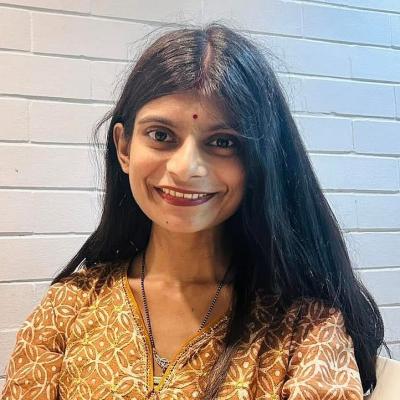 ‘অ্যাঙ্কিলসিং স্পন্ডিলাইটিসে’ আক্রান্ত গার্গীর চিকিৎসায় সহায়তা দরকার