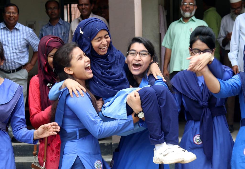 এসএসসি ও সমমানে জিপিএ–৫ পেয়েছে ১ লাখ ১৬ হাজার ৬৭৬, এগিয়ে ছাত্রীরা
